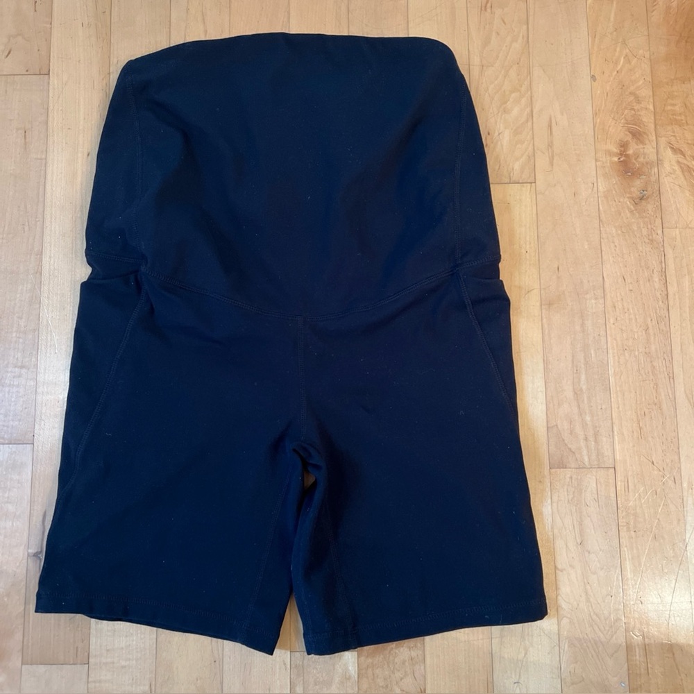 Senita Black Maternity Athletic Bike Shorts Size Medium